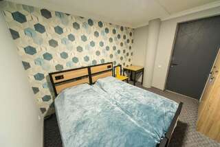 Хостелы Hostel 211A Алматы Двухместный номер с 1 кроватью или 2 отдельными кроватями-2
