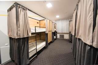 Хостелы Hostel 211A Алматы Спальное место на двухъярусной кровати в общем номере для мужчин и женщин-6
